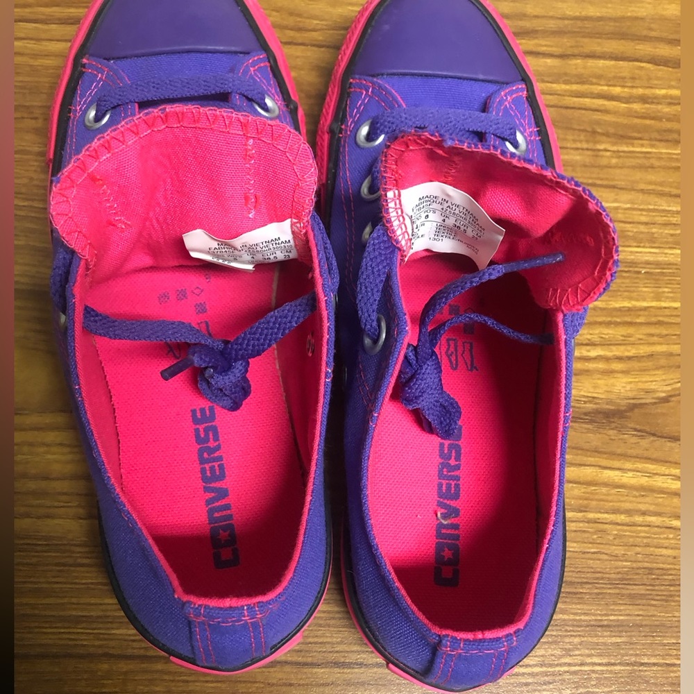 Converse Sneakers - Picture 5 of 11